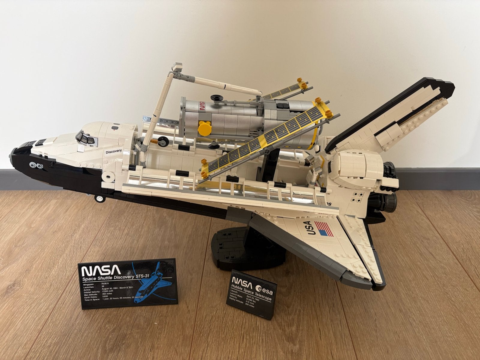 LEGO NASA Space Shuttle Discovery (10283), Kinderen en Baby's, Speelgoed | Bouwstenen, Zo goed als nieuw, Overige merken, Ophalen of Verzenden