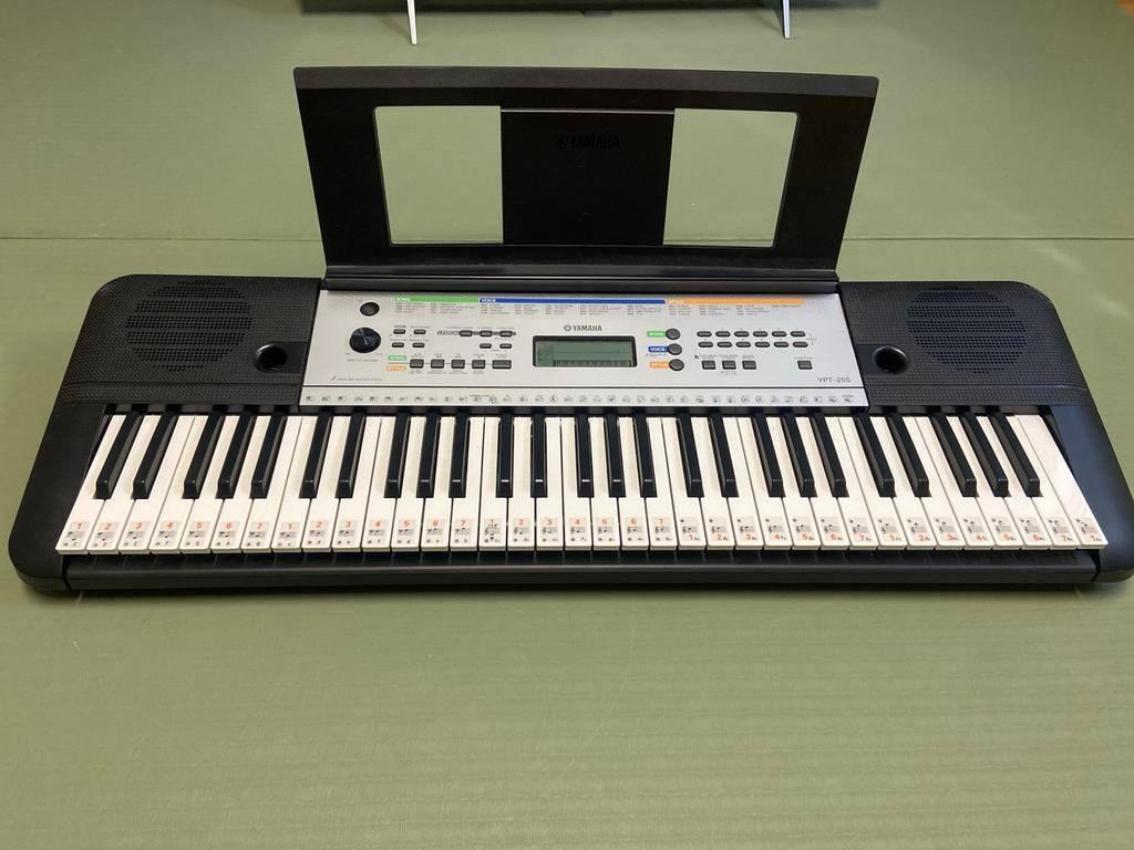 Yamaha YPT-255 keyboard met adapter, 61 toetsen, Yamaha, Ophalen of Verzenden, Zo goed als nieuw