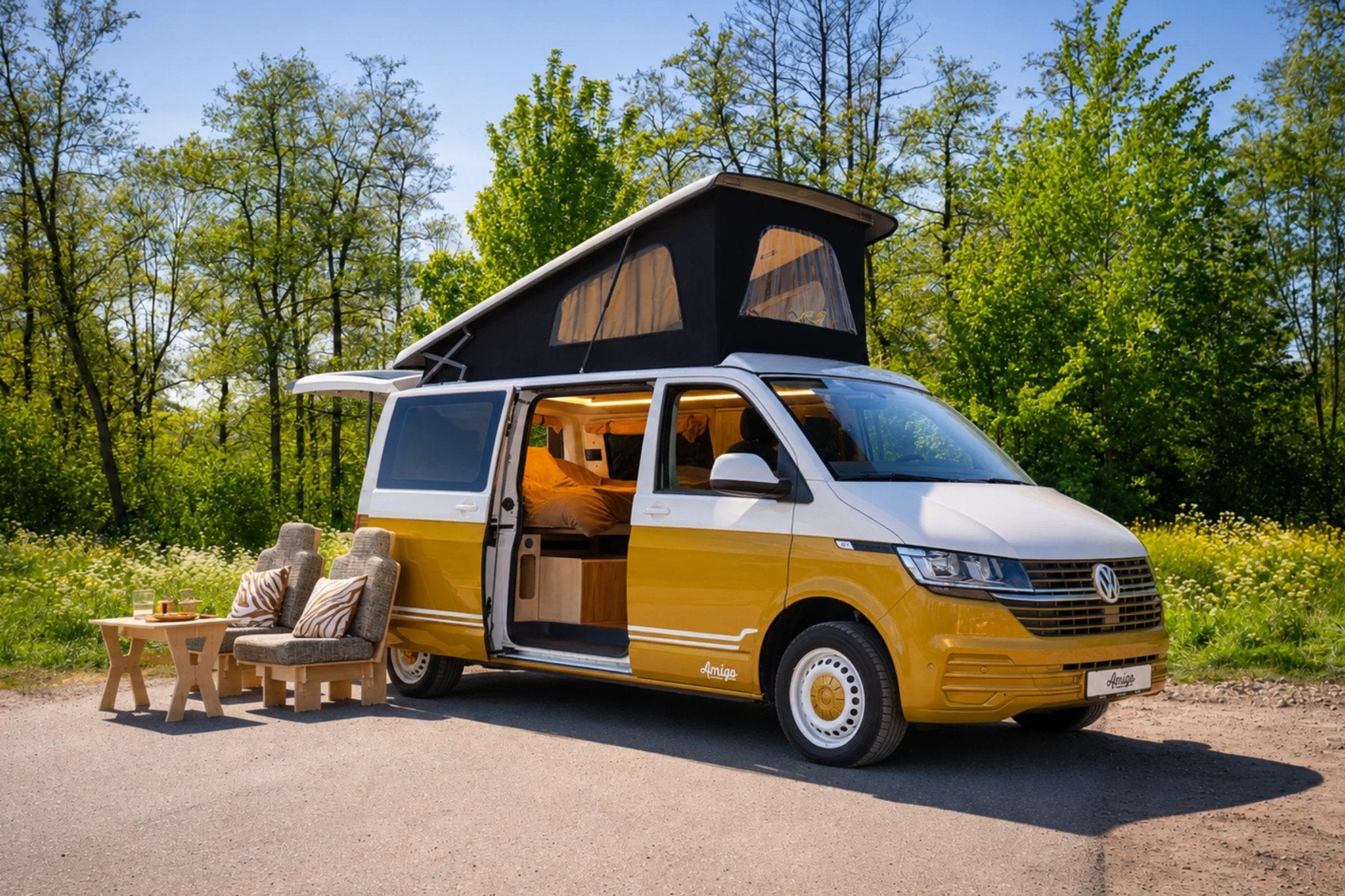 Volkswagen Transporter T6 Amigo Camper (nieuw - diesel - 4 p, Buscamper of Camperbus, Volkswagen, 5 tot 6 meter, Standkachel