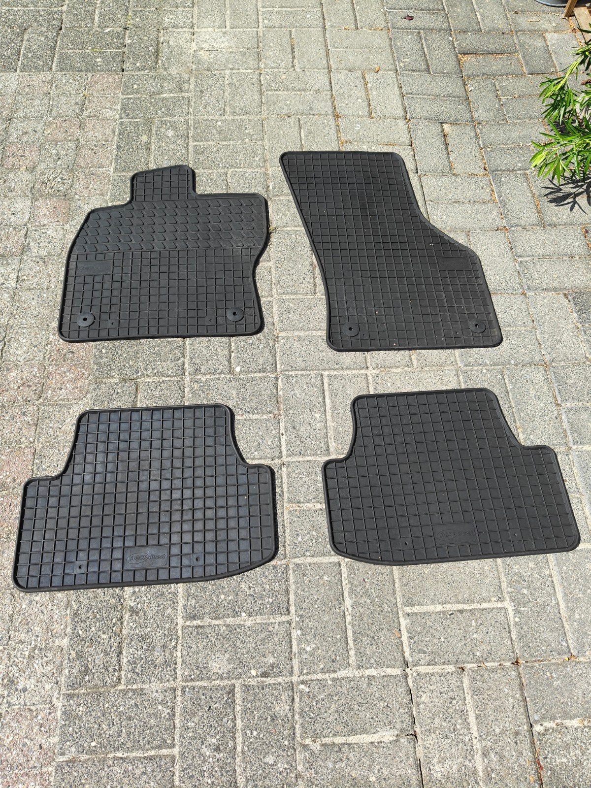 Rubberen automatten voor Seat Ateca, Auto diversen, Ophalen of Verzenden, Gebruikt