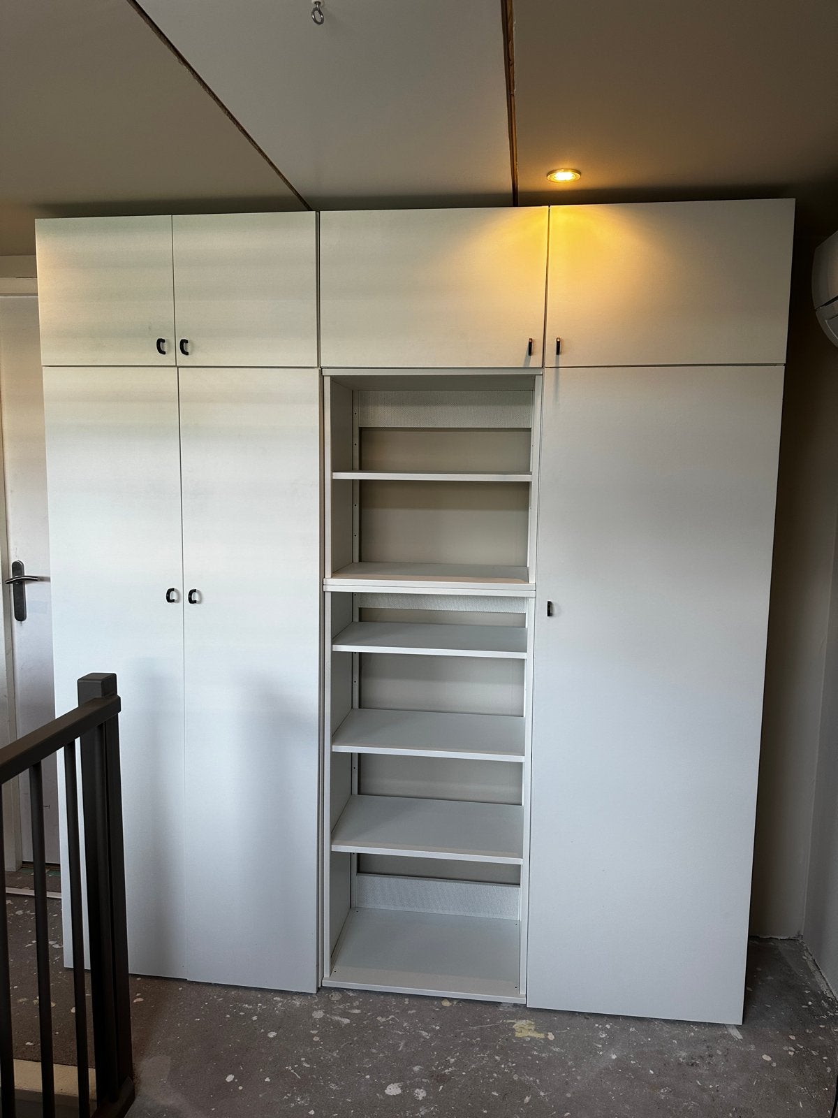 IKEA Platsa Kastcombinatie - 220 cm hoog, Ophalen, 200 cm of meer, 150 tot 200 cm, Zo goed als nieuw