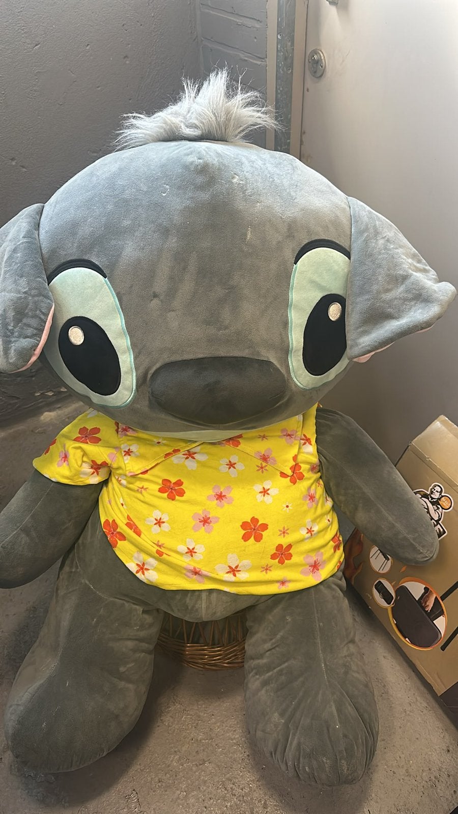Disney Stitch met geel Hawaii shirt, Ophalen, Zo goed als nieuw, Overige typen