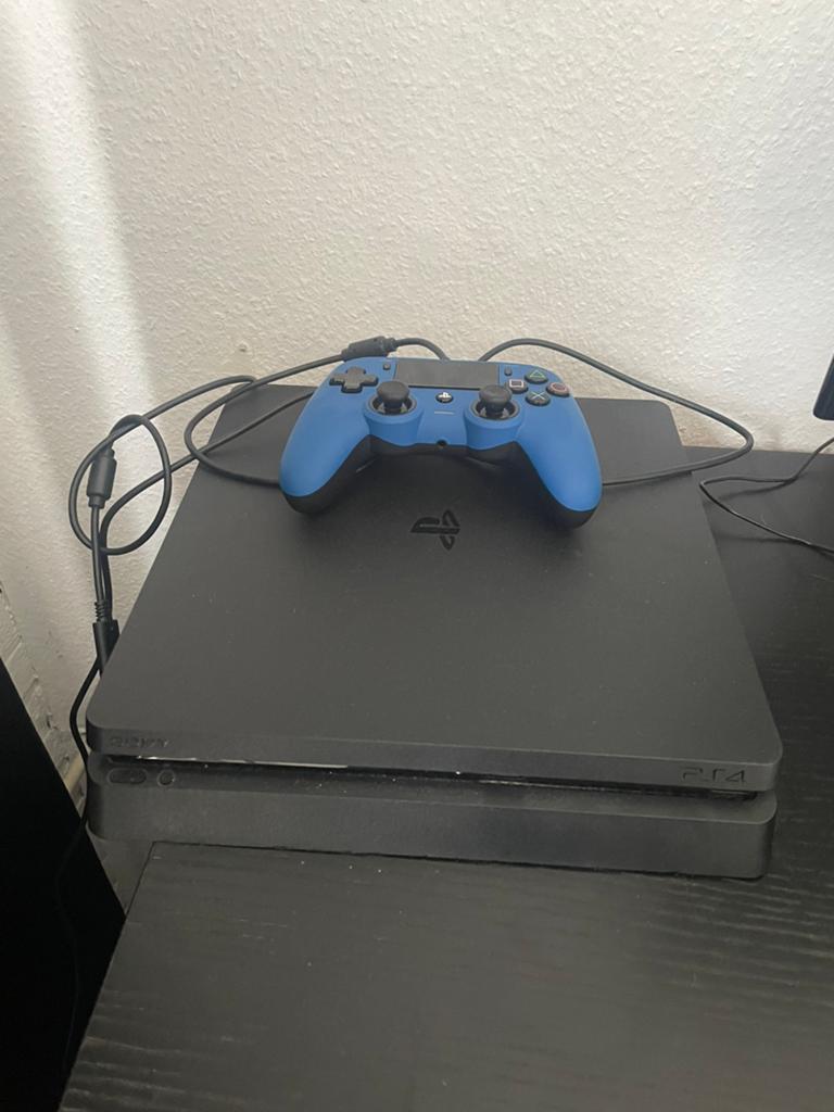 Playstation 4 met controller, Ophalen of Verzenden, Zo goed als nieuw, Met 1 controller, Original