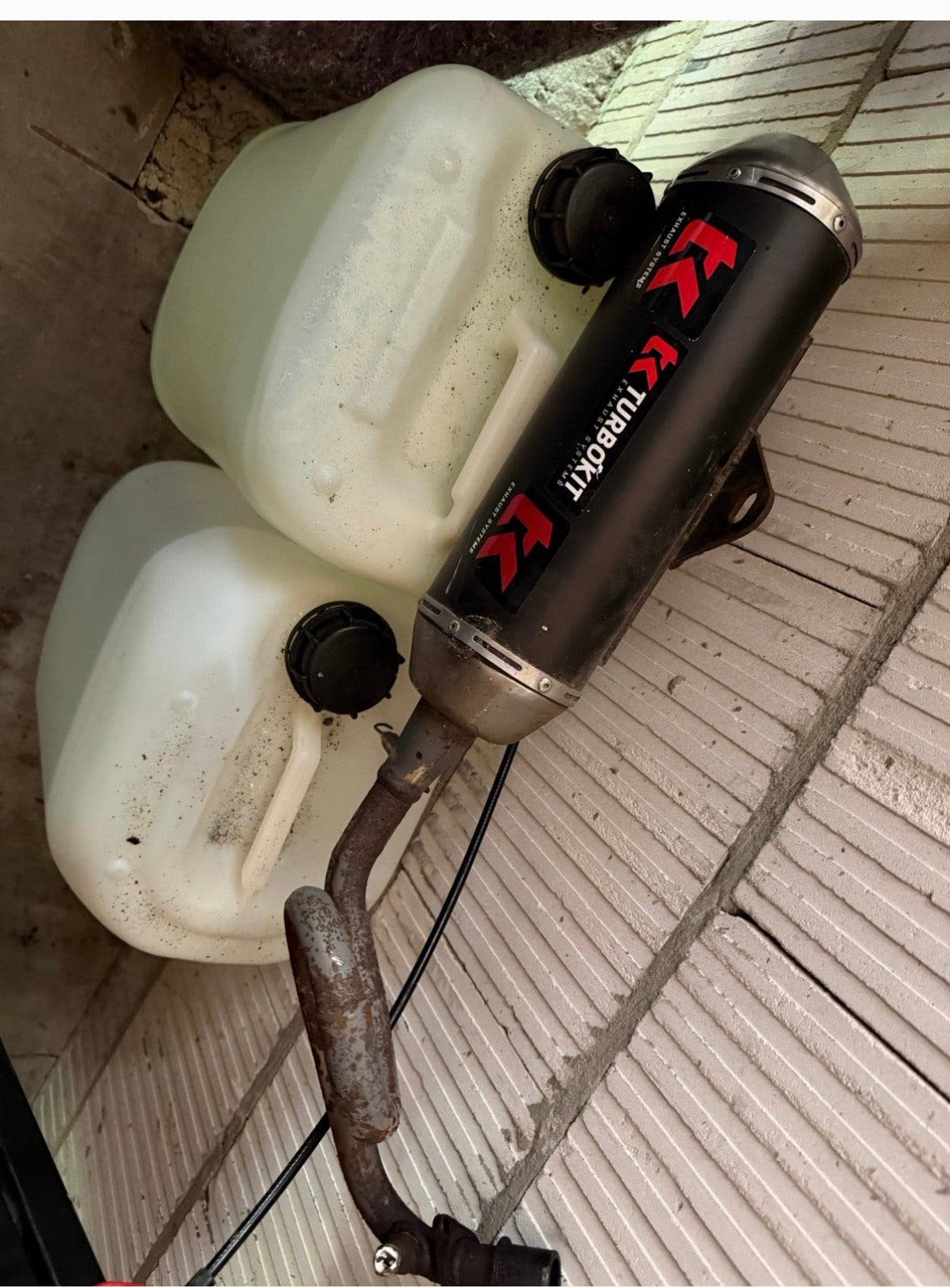 Nette turbokit e 5 uitlaat, Fietsen en Brommers, Ophalen of Verzenden, Zo goed als nieuw