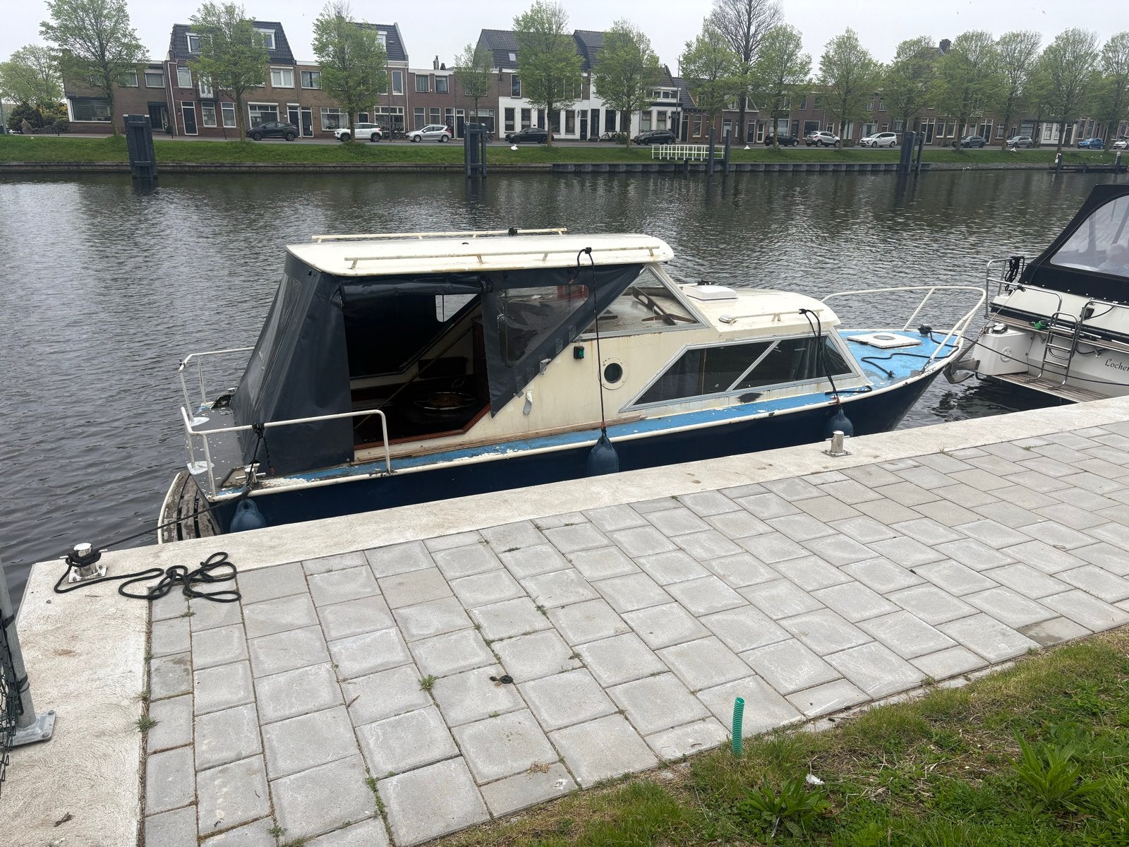 Kruiser 6 meter met nieuw zeil en gereviseerde motor, Watersport en Boten, Ophalen, Gebruikt, Motor en Techniek, Zeilboot of Motorboot