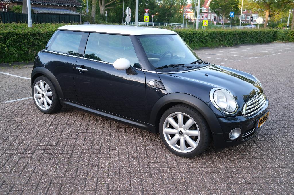 Mini 1.6 Cooper 2007 | Zwart | Leder | full option | APK, Auto's, Mini, Particulier, Cooper, Airbags, Airconditioning, Alarm, Automatische klimaatregeling