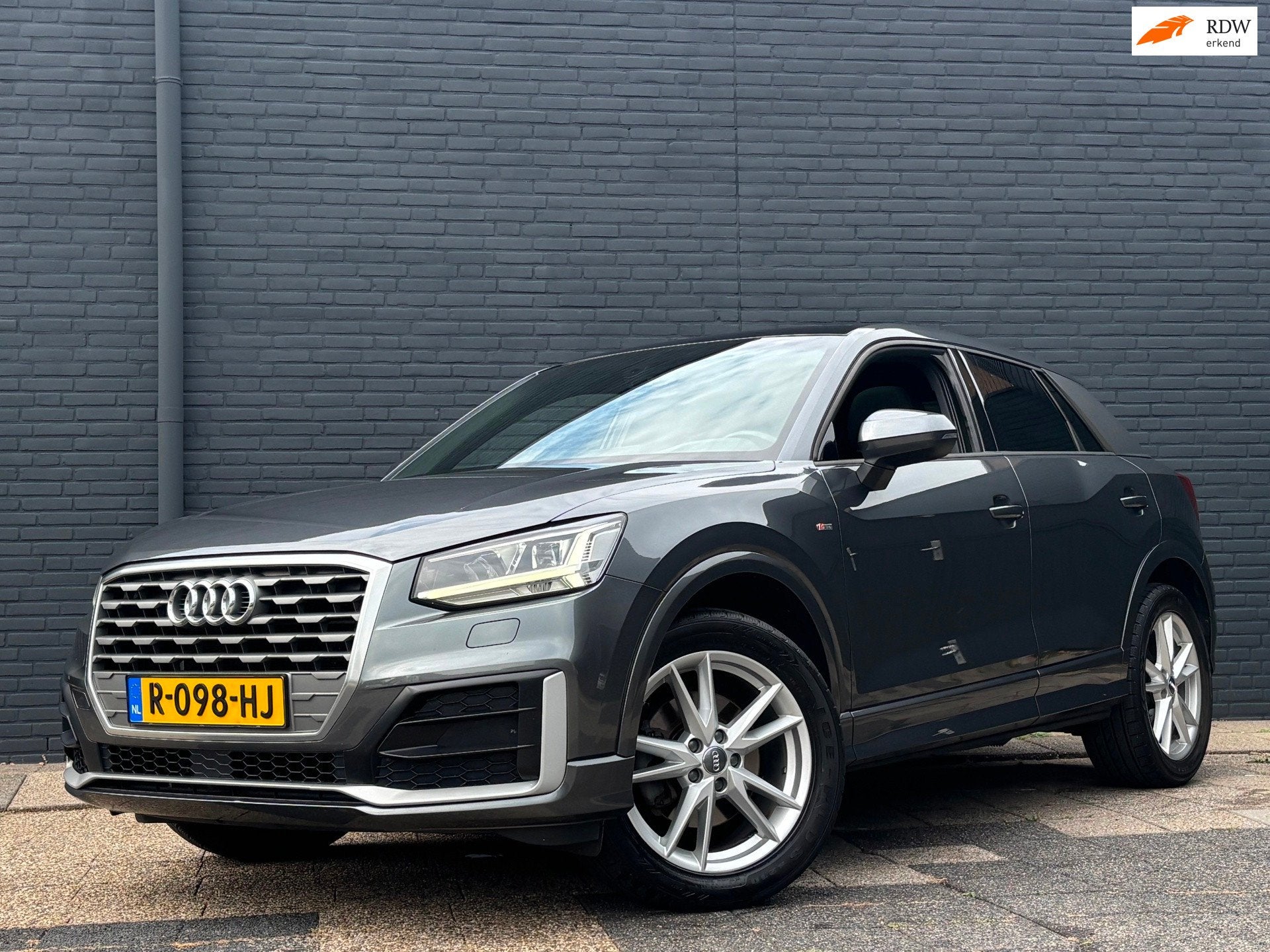 Audi Q2 1.4 TFSI Automaat | Virtual Cockpit | Pano | Sfeer |, Gebruikt, 4 cilinders, 150 pk, Leder en Stof