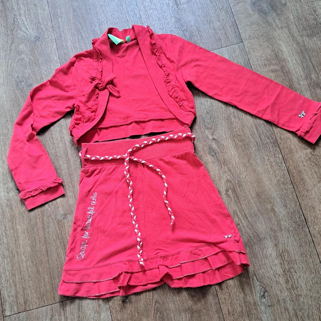 rood rokje en bolero mt 134/140, Meisje, Ophalen of Verzenden, Zo goed als nieuw, Jurk of Rok