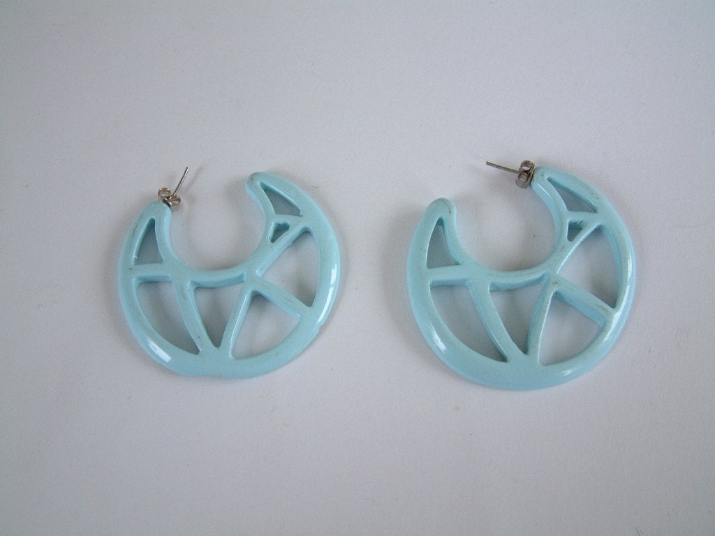 vintage oorbellen jaren 1970 licht blauwe stekers, Sieraden, Tassen en Uiterlijk, Oorbellen, Overige materialen, Blauw, Ophalen of Verzenden