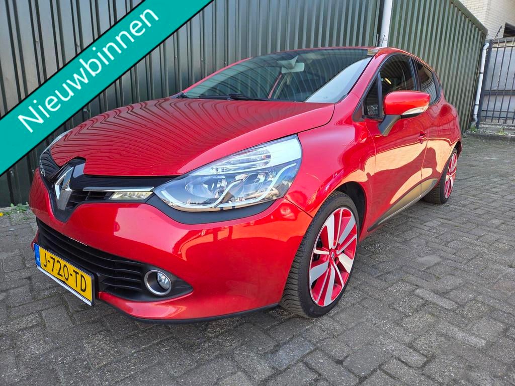 Renault Clio 0.9 TCe SPORT DESIGN, Auto's, Renault, Te koop, Clio, ABS, Airbags, Airconditioning, Boordcomputer, Climate control