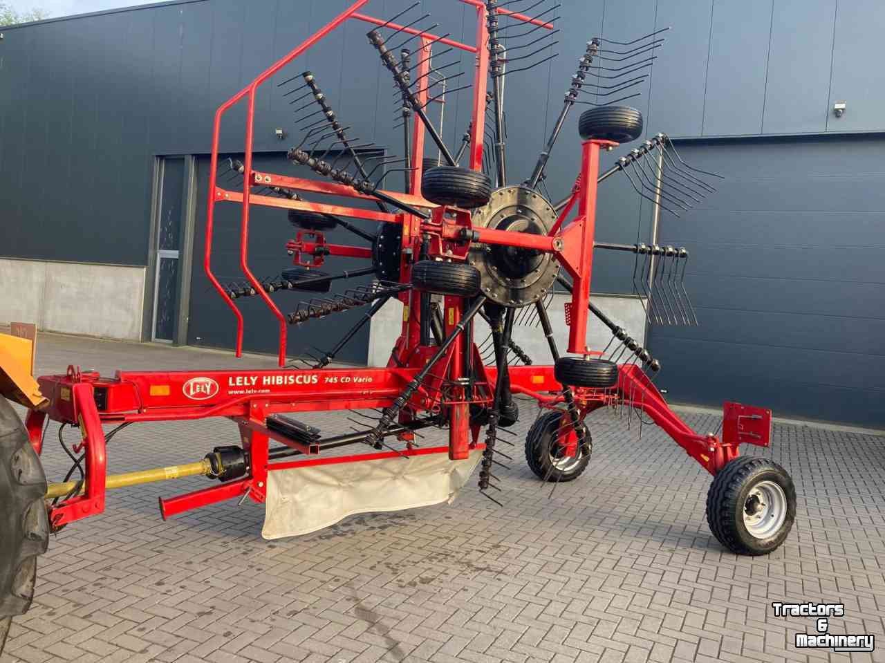 Lely Hibiscus 745 CD Vario, Ophalen