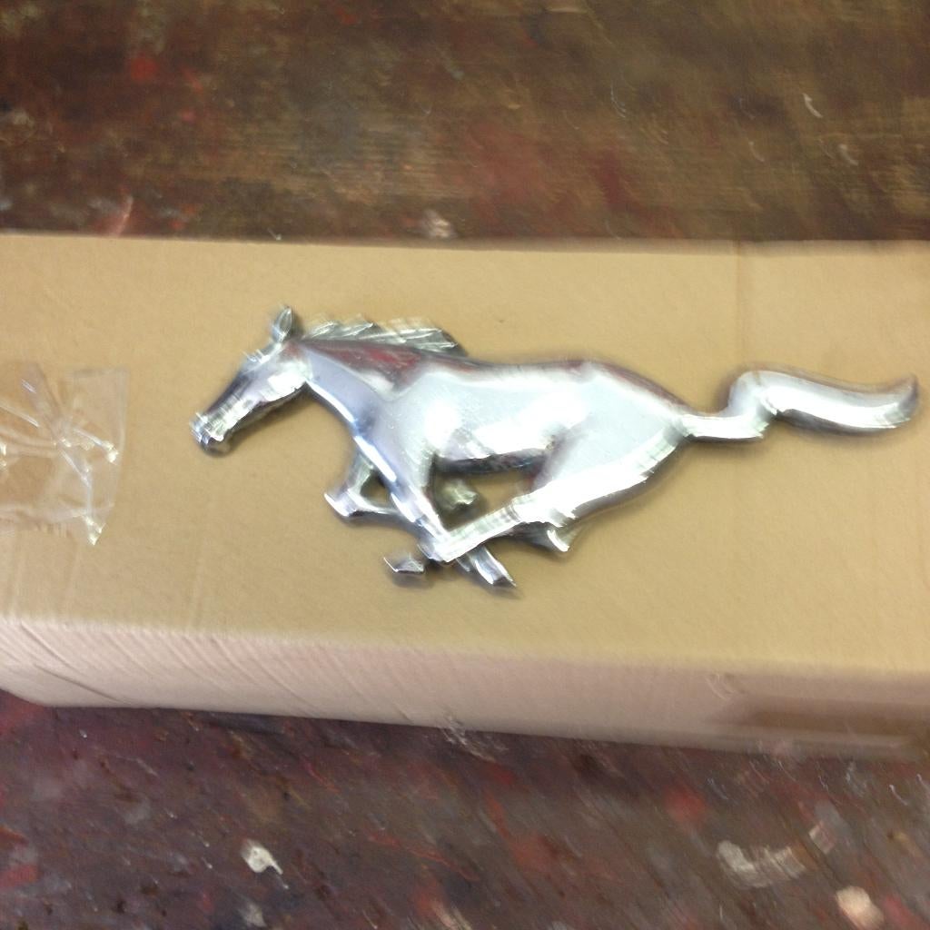 ford mustang pony embleem, Ophalen of Verzenden, Gebruikt, Amerikaanse onderdelen