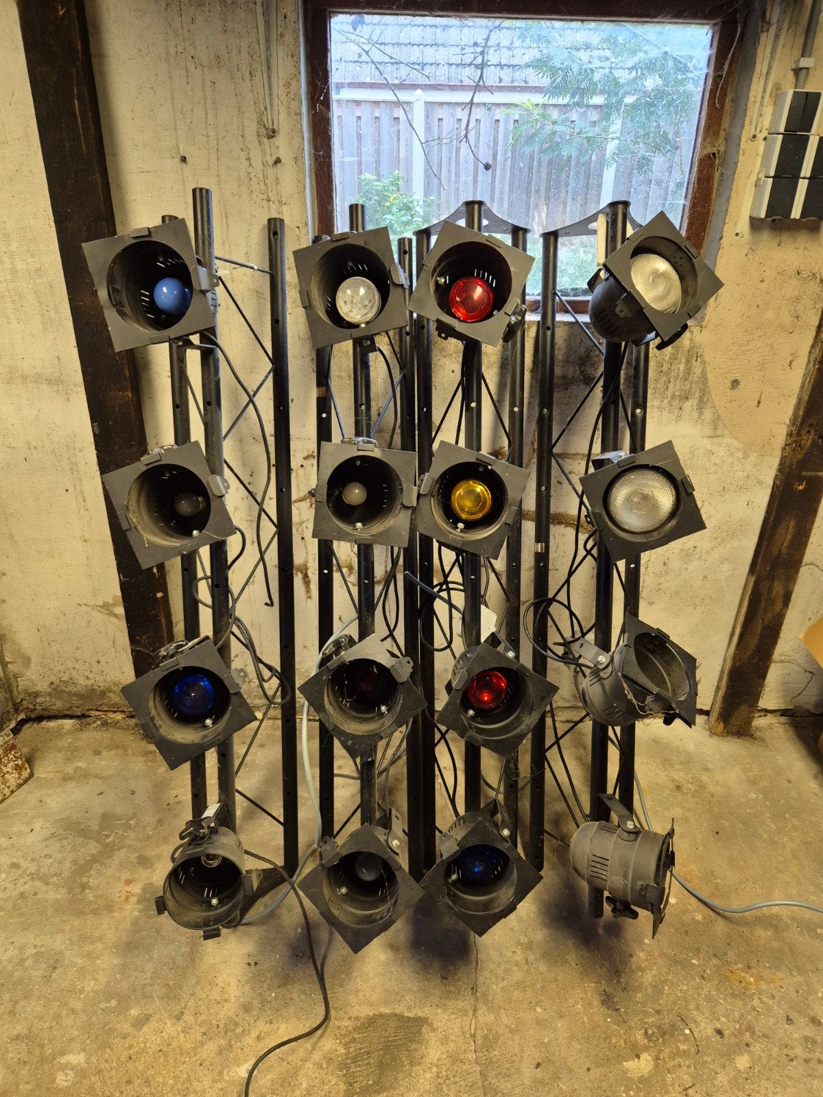 4x Truss Imitatie Frames met 16 Spots (incl. lampen), Ophalen, Gebruikt
