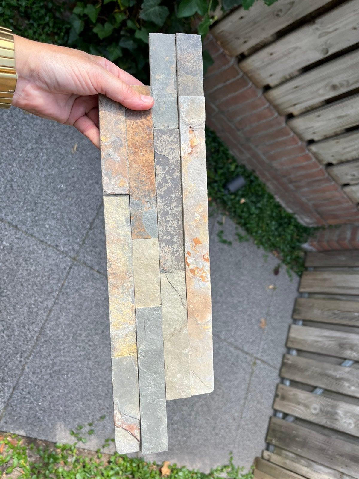 2 doosjes steenstrips (leisteen) KOOPJE, Doe-het-zelf en Verbouw, Tegels, Ophalen, Hardsteen, Wandtegels, Nieuw