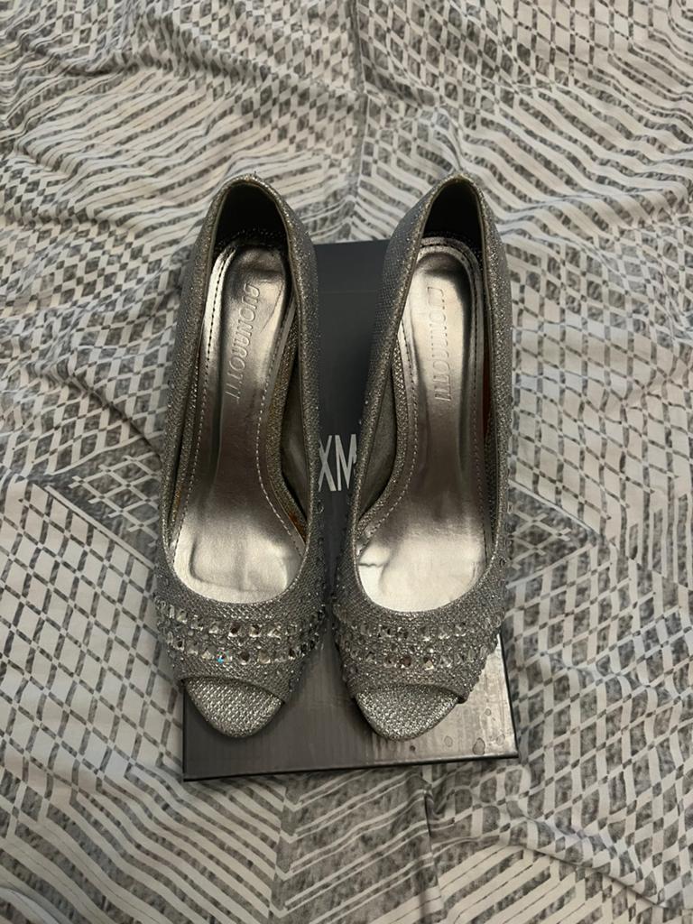 Dames schoenen, Dieren en Toebehoren, Ophalen of Verzenden, Gebruikt