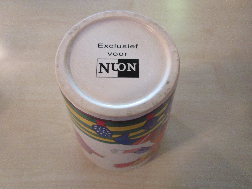 Nuon vaas Clemens Briels 1999 aardewerk design energie, Wit, Ophalen of Verzenden, Zo goed als nieuw, Steen/keramiek