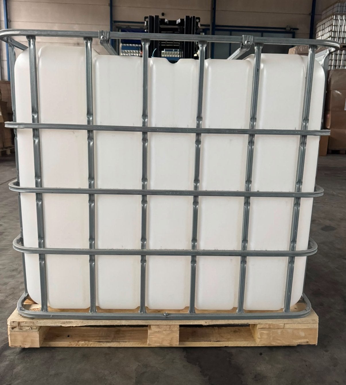 Ibc containers 1000ltr met houten pallet. €12,50, 150 liter of meer, Ophalen, Zo goed als nieuw