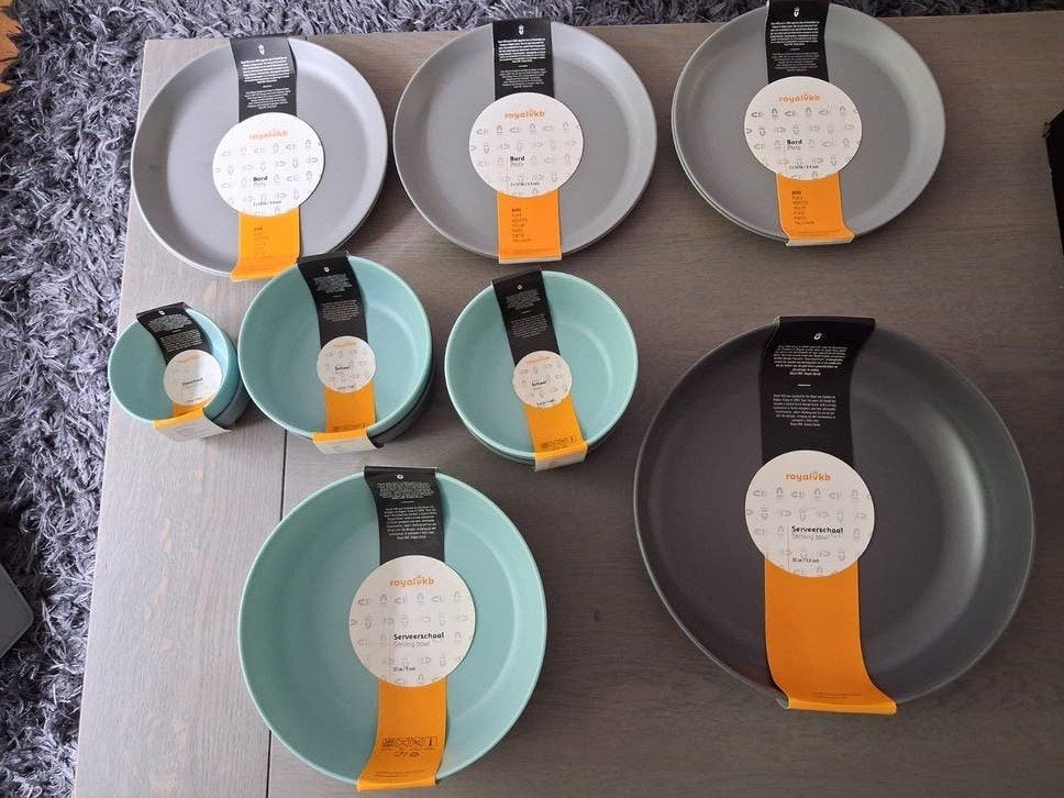 Royal vkb camping set - Nieuw borden schalen buitenservies, Ophalen of Verzenden, Nieuw, Overige stijlen, Bord(en)