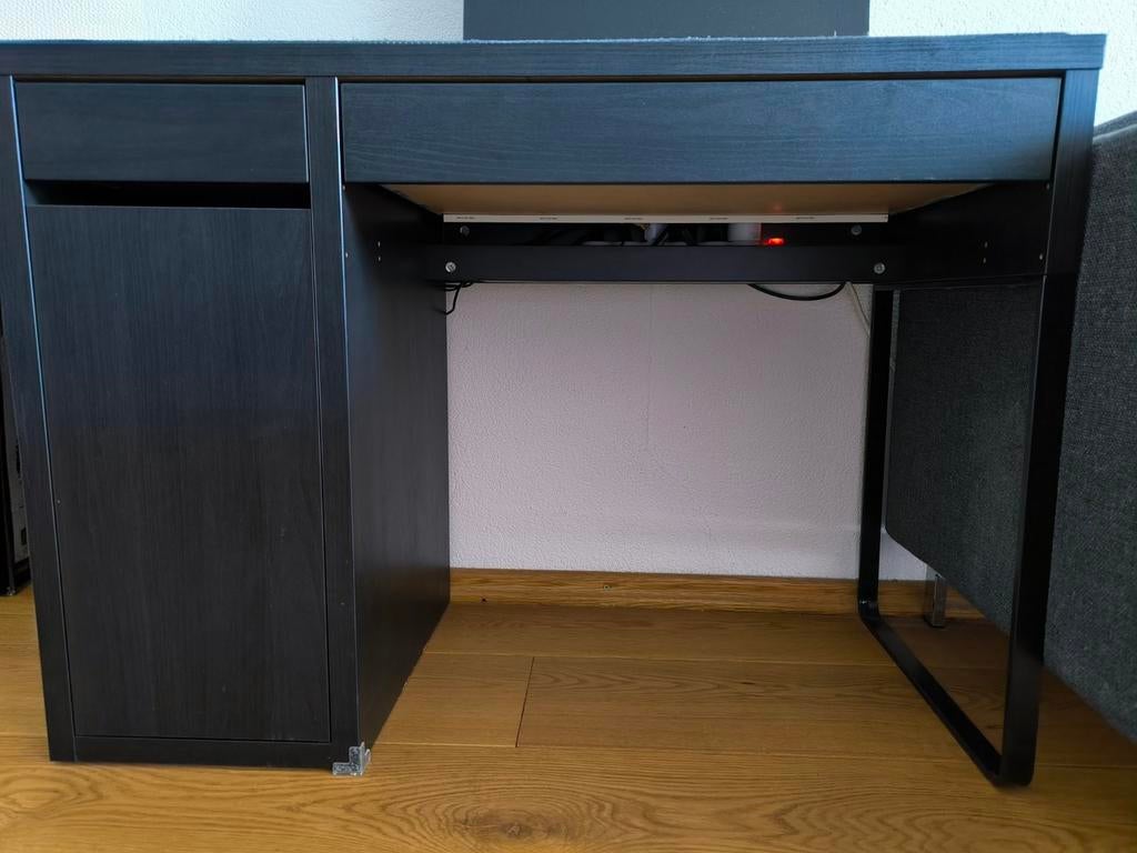 MICKE zwartbruin bureau - IKEA, Ophalen, Zwart, 105 cm, Spaanplaat of MDF