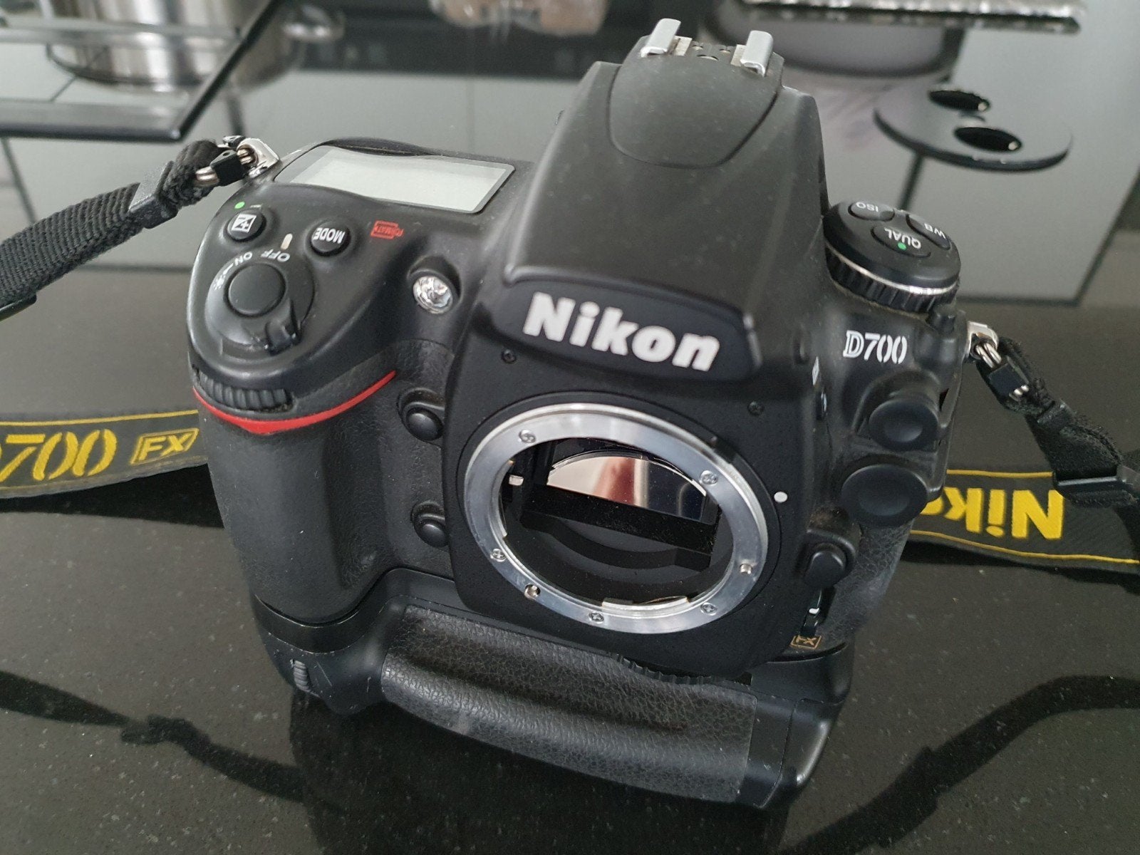Nikon D700 Full frame body, lader, battery pack, Audio, Tv en Foto, Spiegelreflex, Ophalen of Verzenden, Nikon, Gebruikt