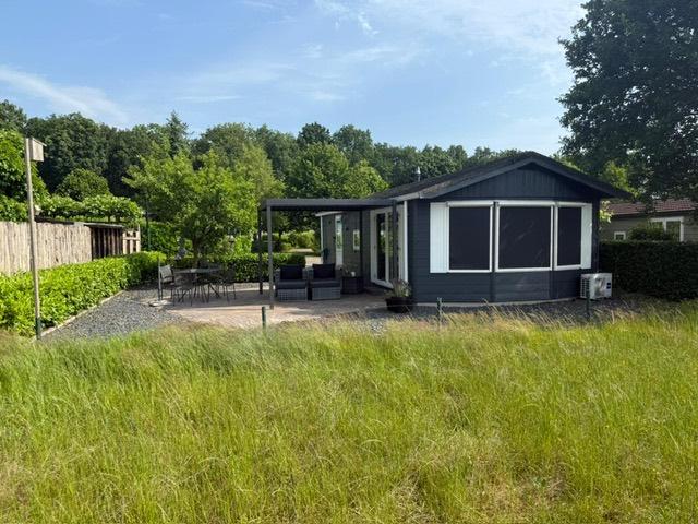Te huur luxe recreatiewoning met vrij uitzicht in Drenthe, In bos, Dorp, 2 slaapkamers, Wasmachine