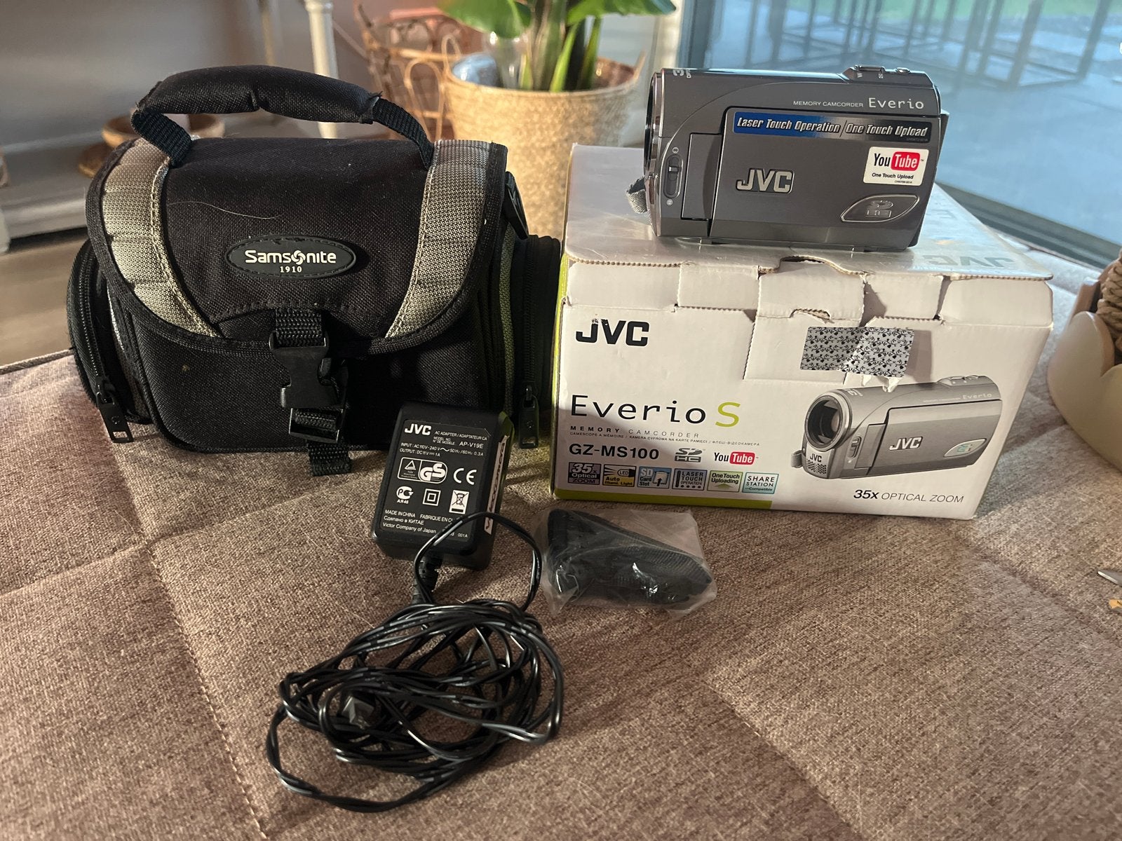 JVC Everio S GZ-MS100 Camcorder met Samsonite tas, Ophalen, JVC, 20x of meer, Overige soorten