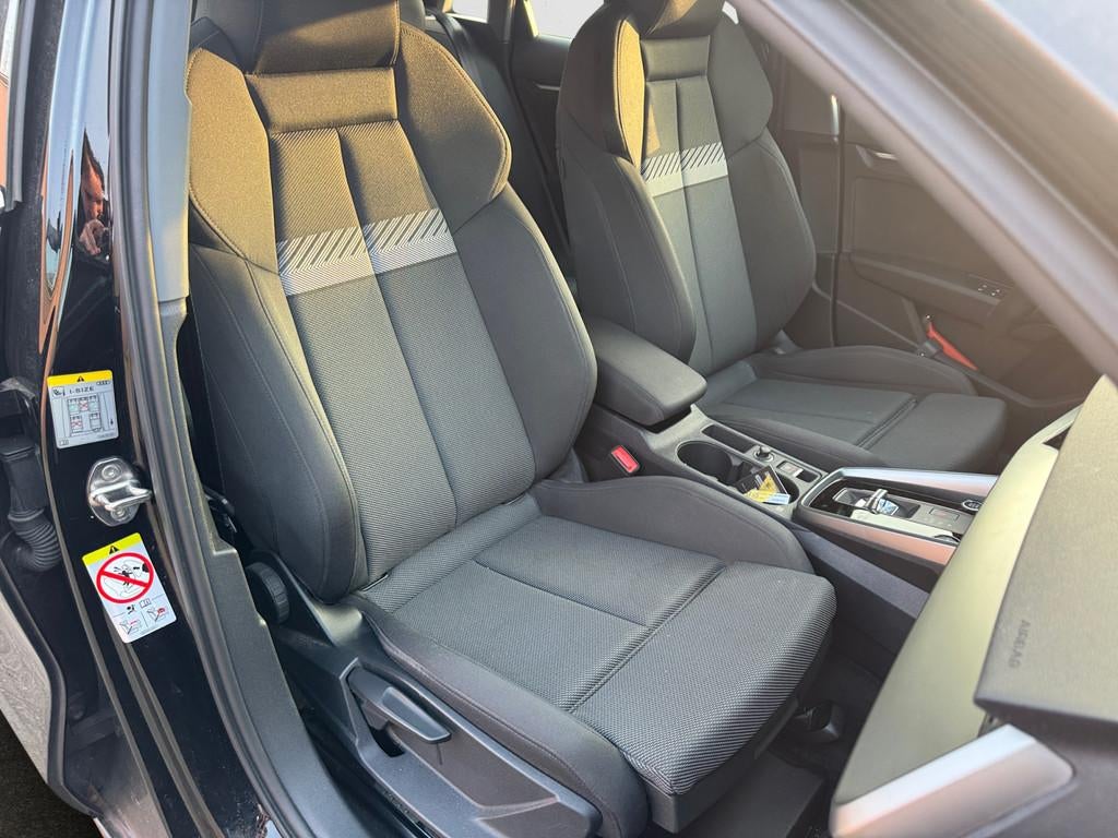 Audi A3 Sportback 30 TFSI Advanced edition Aut- Carplay, And, Stof, Gebruikt, Met garantie (alle), Origineel Nederlands