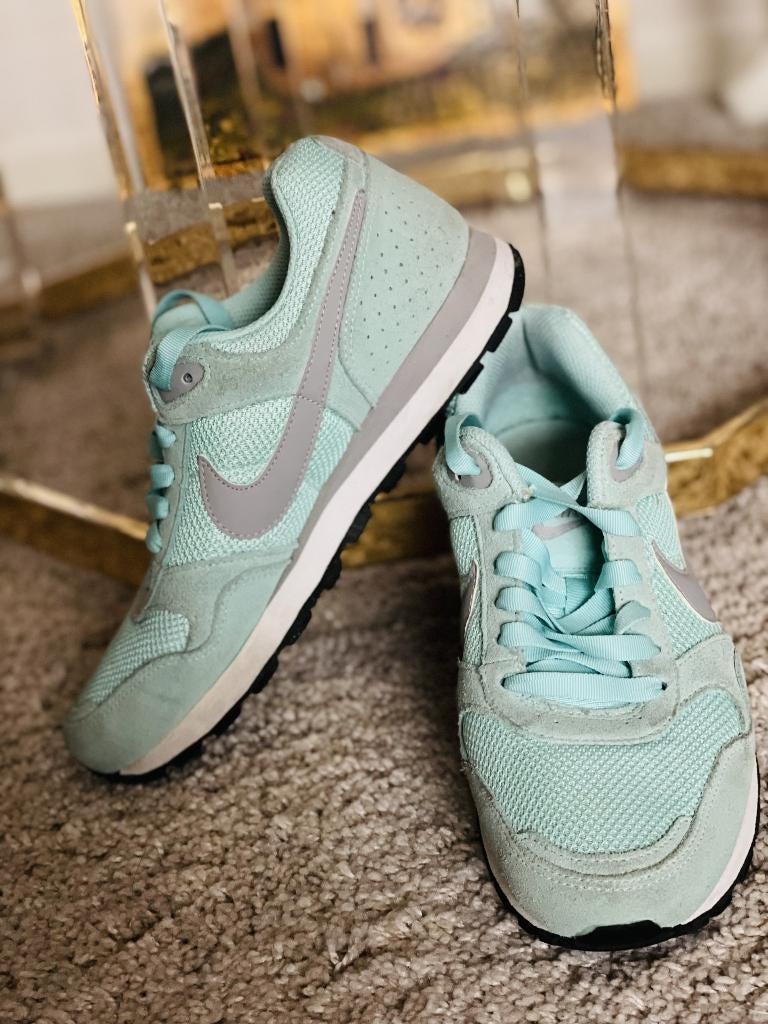 Nike sneakers mt 36,5, Nike, Ophalen of Verzenden, Groen, Sneakers of Gympen
