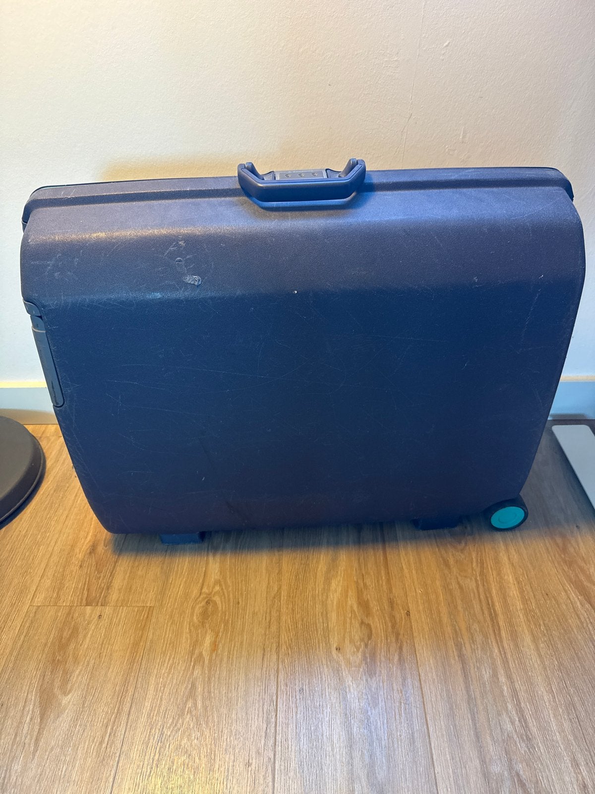 Samsonite Koffer - Stevige reiskoffer met wieltjes, Sieraden, Tassen en Uiterlijk, Ophalen, Gebruikt, Hard kunststof, Slot