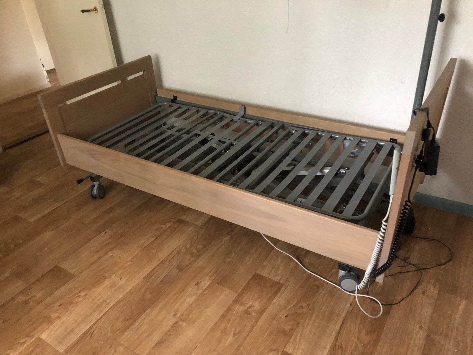 Hoog laag bed, Ophalen, 90 cm, Eenpersoons, Zo goed als nieuw