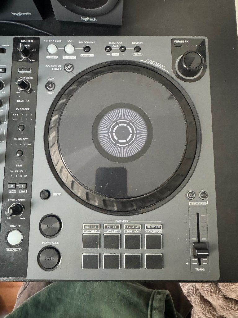 DDJ FLX 6-G + LOGITECH SPEAKERS + TRAVEL BAG