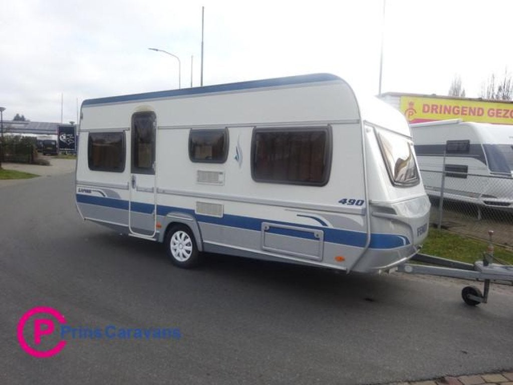 Fendt Saphir 490 Dwars Bed + Rondzit, Caravans en Kamperen, Schokbreker, Bedrijf, Fendt, Tot en met 4