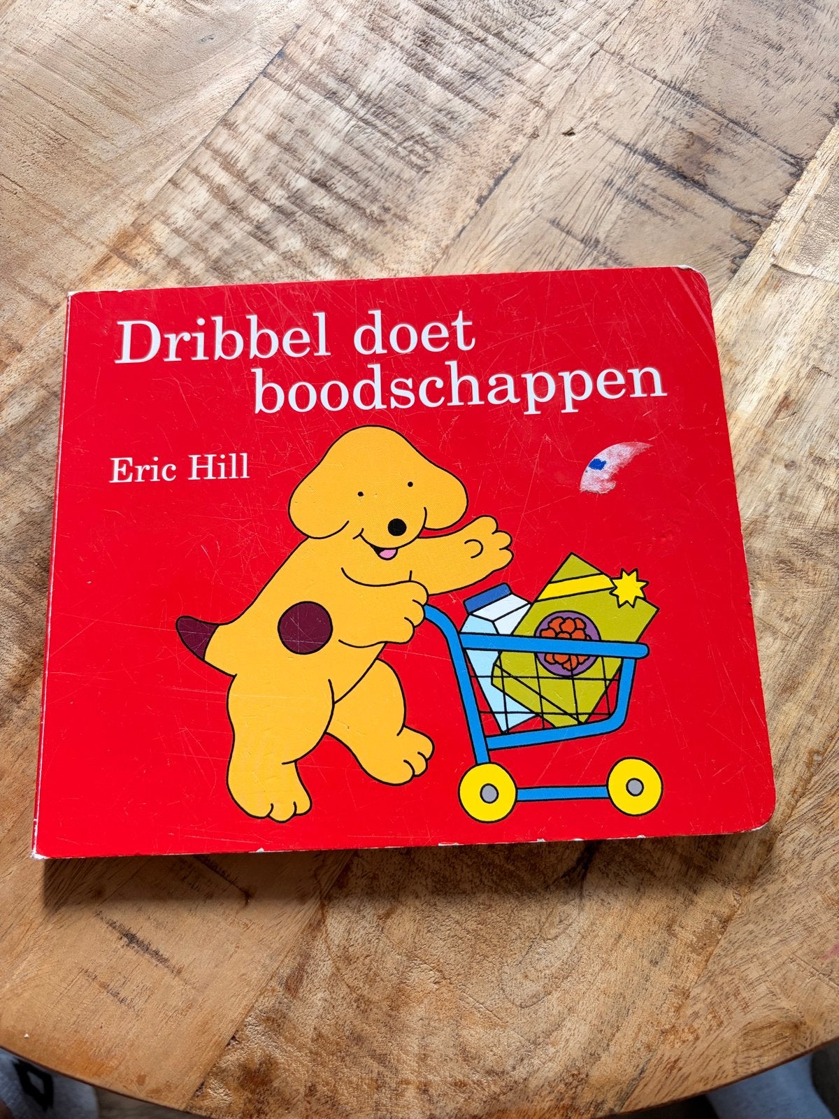 Dribbel doet boodschappen - Eric Hill, Gelezen, Fictie algemeen, Jongen of Meisje, Ophalen of Verzenden
