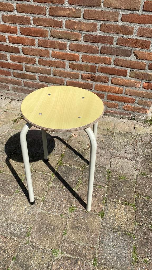 Krukje gratis, Ophalen, Zo goed als nieuw, Hout