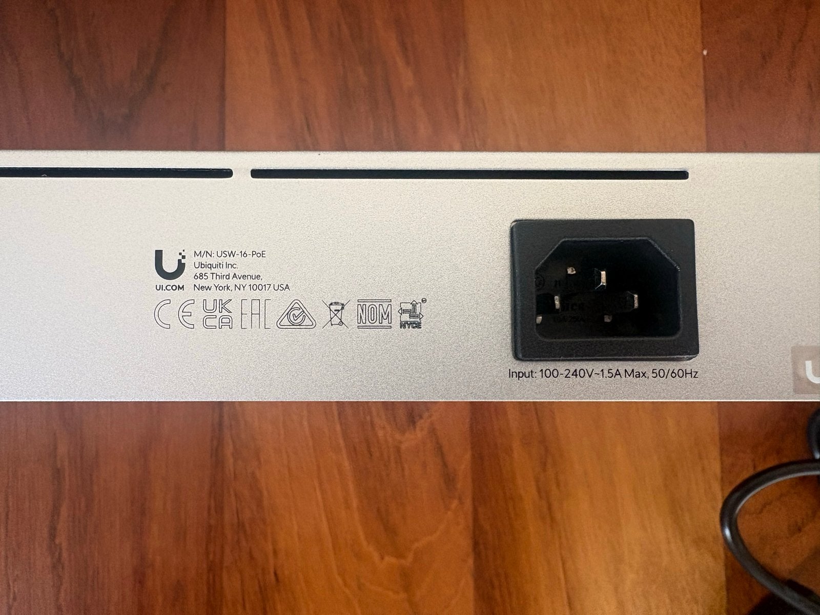 Ongebruikt: Ubiquiti UniFi Switch 16-POE Gen2, Computers en Software, Netwerk switches, Ophalen of Verzenden, Nieuw