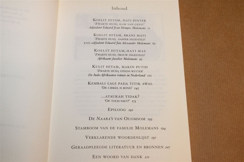 In Voetspoor van de Panter — Indische Familiegeschiedenis, Ophalen of Verzenden, Gelezen, Azië