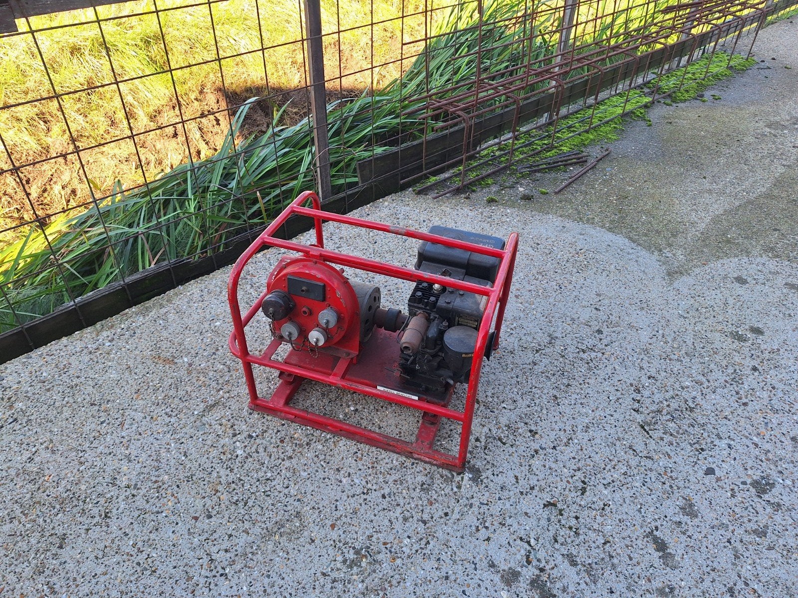 Briggs & Stratton Benzine Generator - Ex-Brandweer, Ophalen, Gebruikt