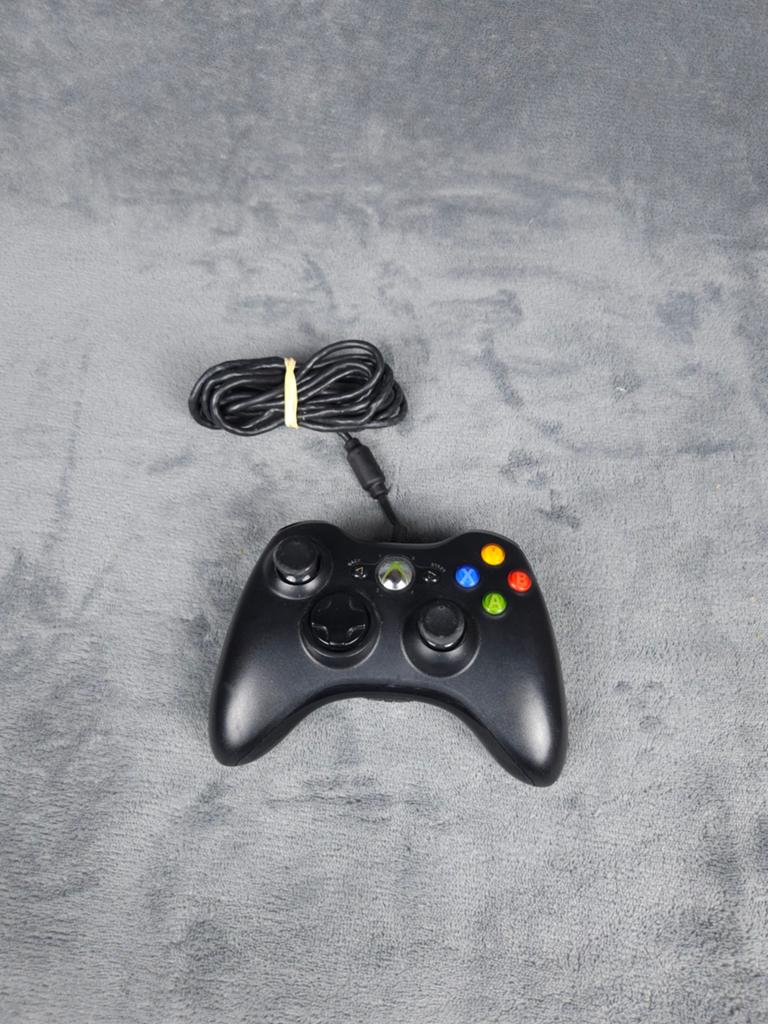 Xbox 360 controller Zwart Bedraad-, Spelcomputers en Games, Verzenden, ., Zo goed als nieuw, .