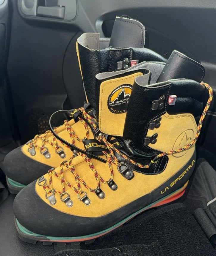 Nieuwe La Sportiva extreme GTX bergschoenen MT44, Ophalen of Verzenden, Nieuw, Schoenen