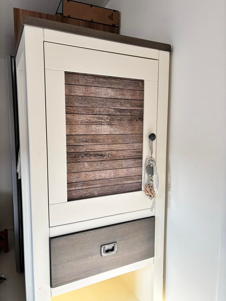 Smalle kast met lade en planken - wit/houtlook, Ophalen, Zo goed als nieuw