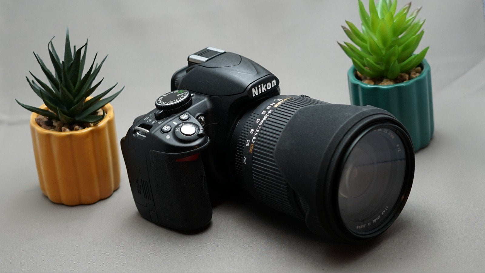 Nikon D3100 + Sigma 18-250mm OS HSM complete set, Ophalen of Verzenden, Zo goed als nieuw, Nikon, 8 keer of meer