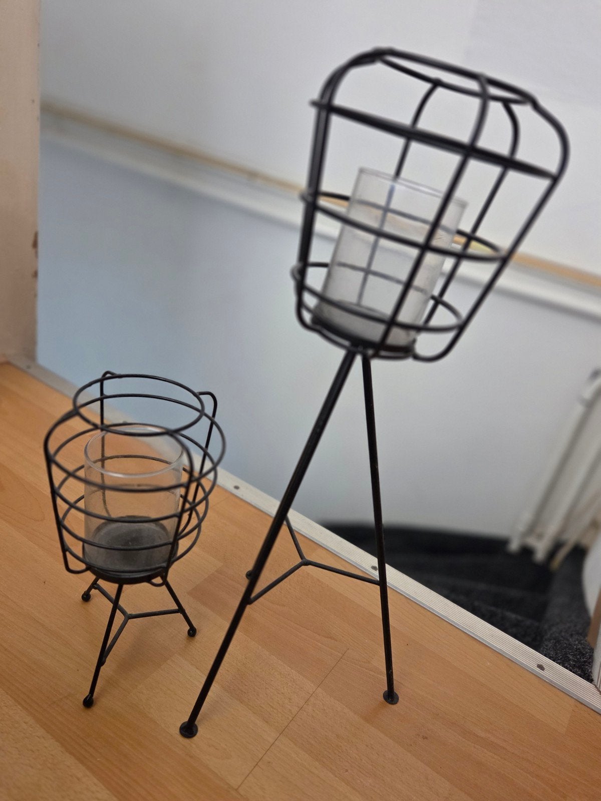 Set van 2 zwarte metalen windlichten met glazen houders, Ophalen, Windlicht, Zwart, Zo goed als nieuw