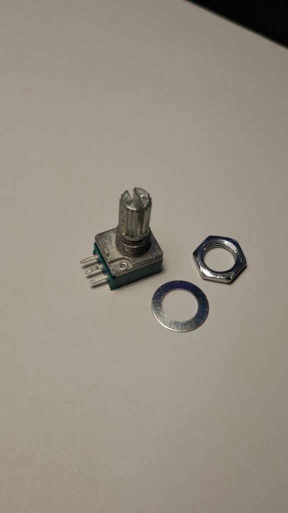B10K Potentiometer 3-pins - Nieuw, Ophalen of Verzenden, Nieuw