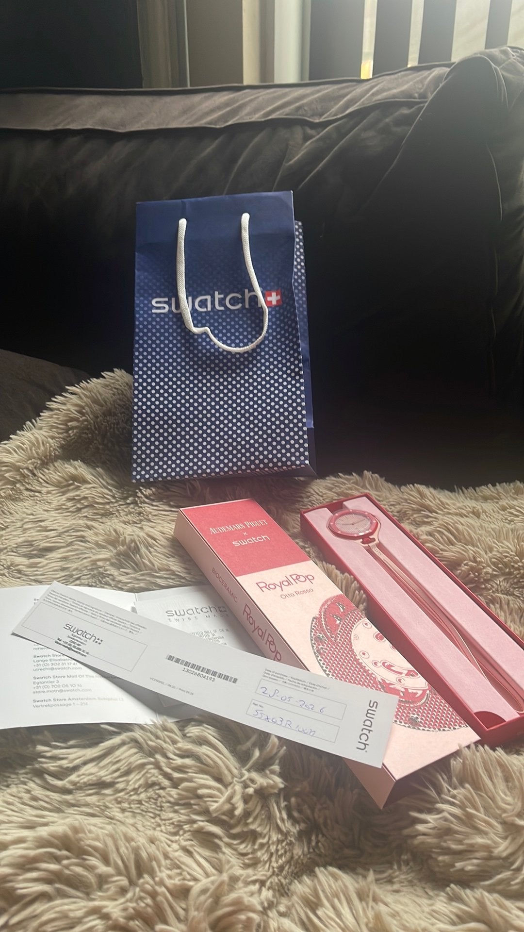 Swatch Royal Pop roze – nieuw met bon/gekocht bij Swatch win, Ophalen of Verzenden