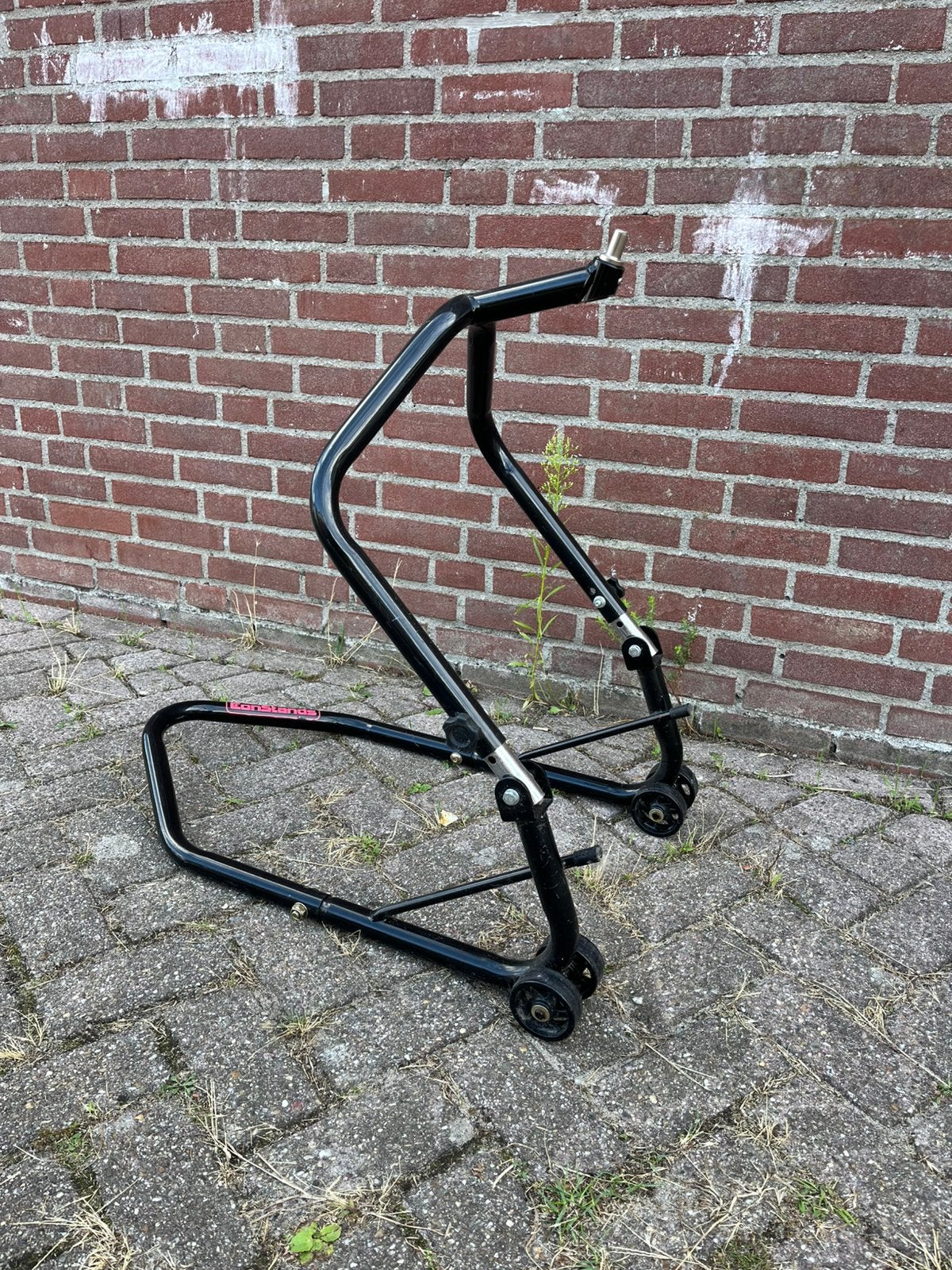 Constands paddock balhoofd, Ophalen