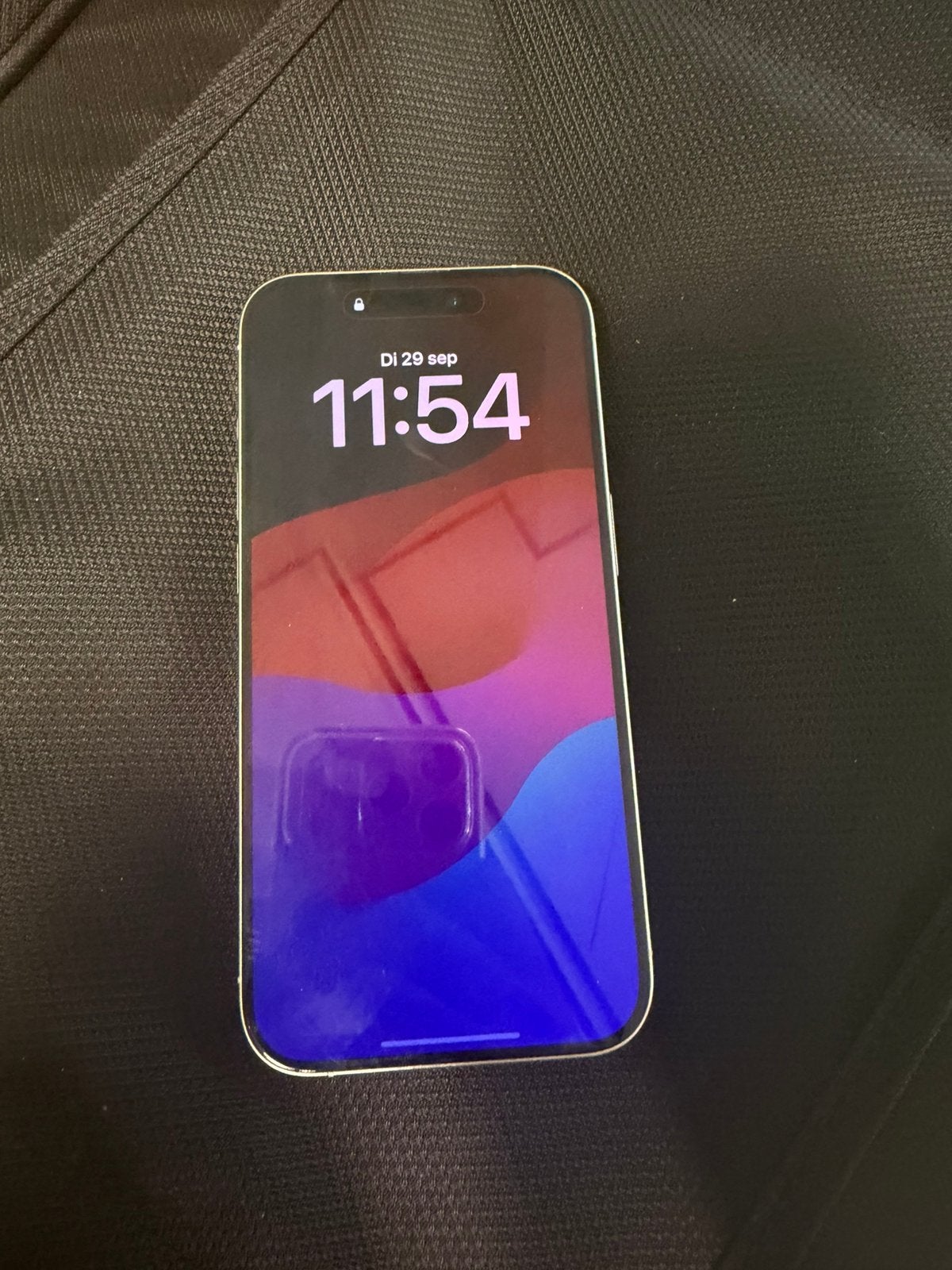 Foto 2 van Iphone 15 pro 128gb