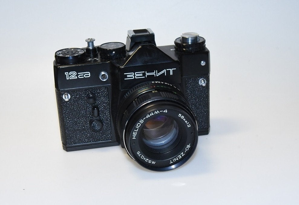 Zenit 12cd  lens Helios-44M-4 58mm f2  Nieuwstaat !, Ophalen of Verzenden, Zo goed als nieuw, Spiegelreflex, Overige Merken