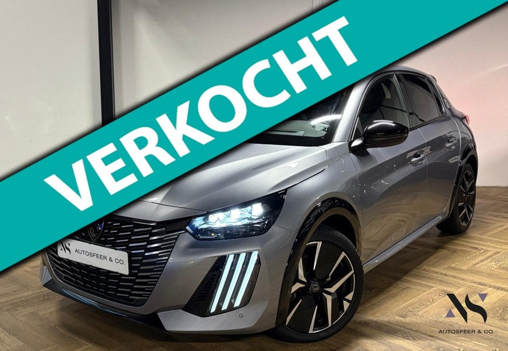 Peugeot 208 Hybrid 136 e-DCS6 GT PANO KEYLESS VOL', Auto's, Peugeot, Gebruikt, Zwart, 1199 cc, Origineel Nederlands