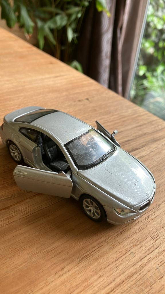 Zilverkleurige BMW 6-serie Coupé modelauto, Ophalen of Verzenden, Gebruikt