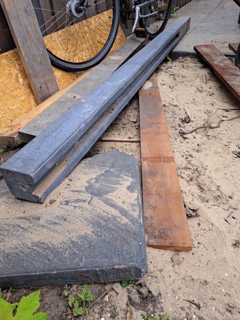 betonnen schuttingpalen en schuttingdelen, Ophalen, Overige materialen, Gebruikt, Minder dan 3 meter